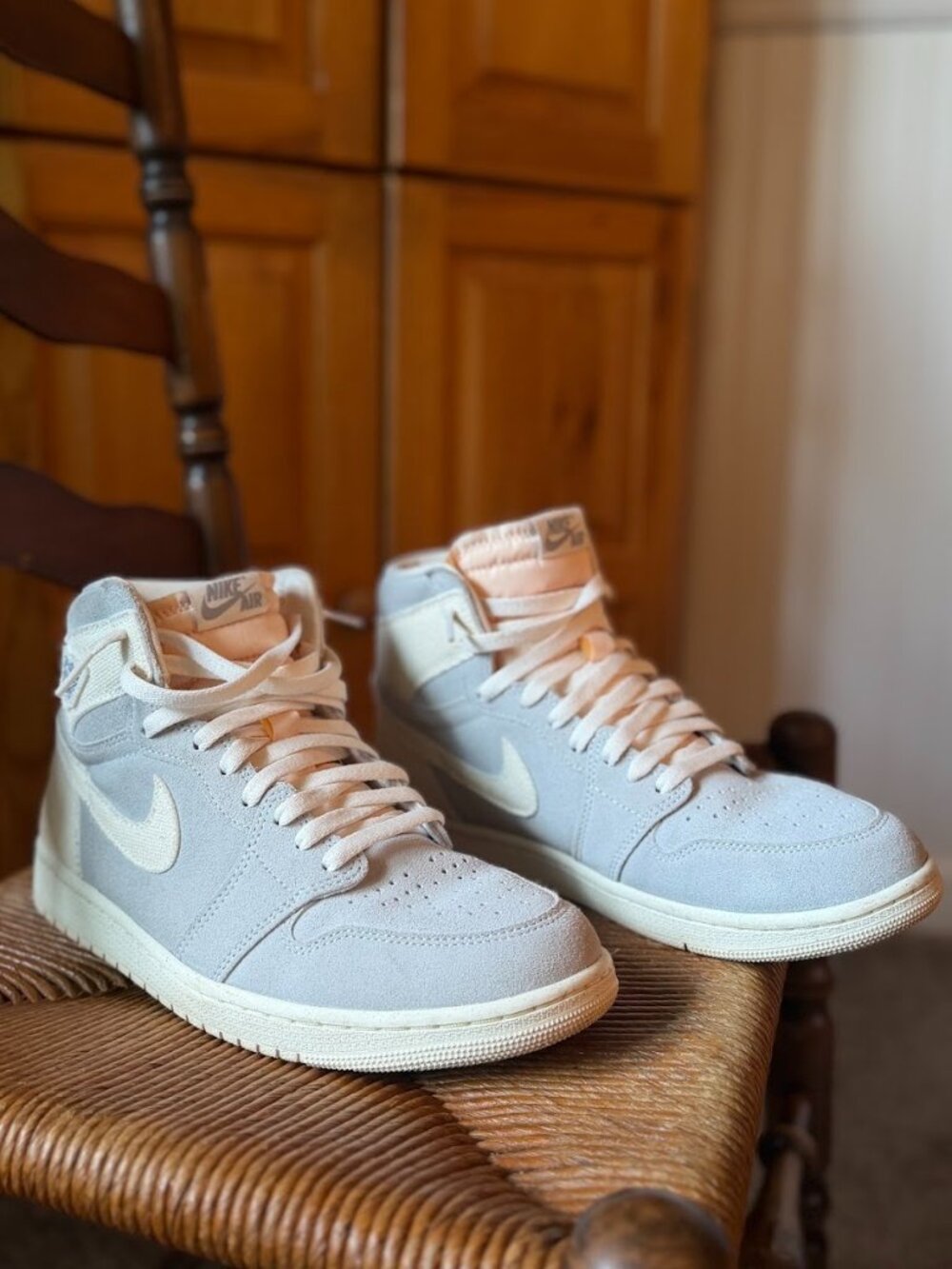 Air Jordan 1 Retro High OG Craft 'Ivory' size 10.5